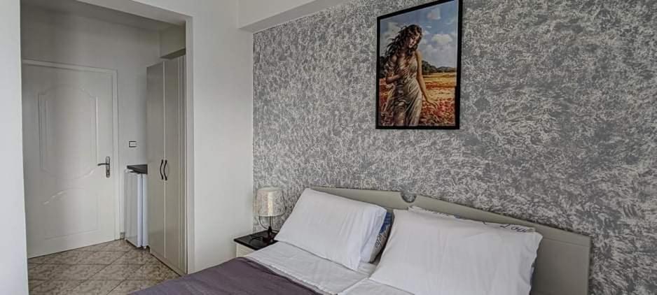 Hotel Klironomi Sarandë Kamer foto