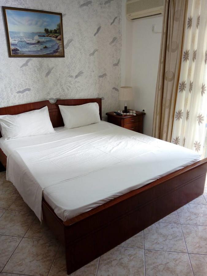 Hotel Klironomi Sarandë Buitenkant foto