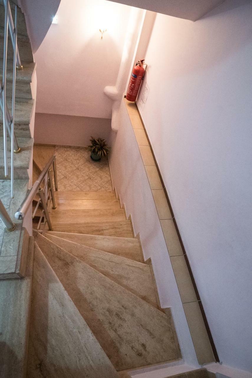 Hotel Klironomi Sarandë Buitenkant foto